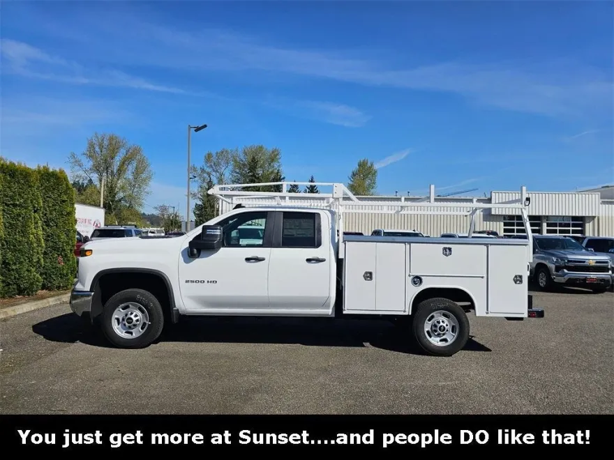 2025 Chevrolet Silverado 2500HD photo 1