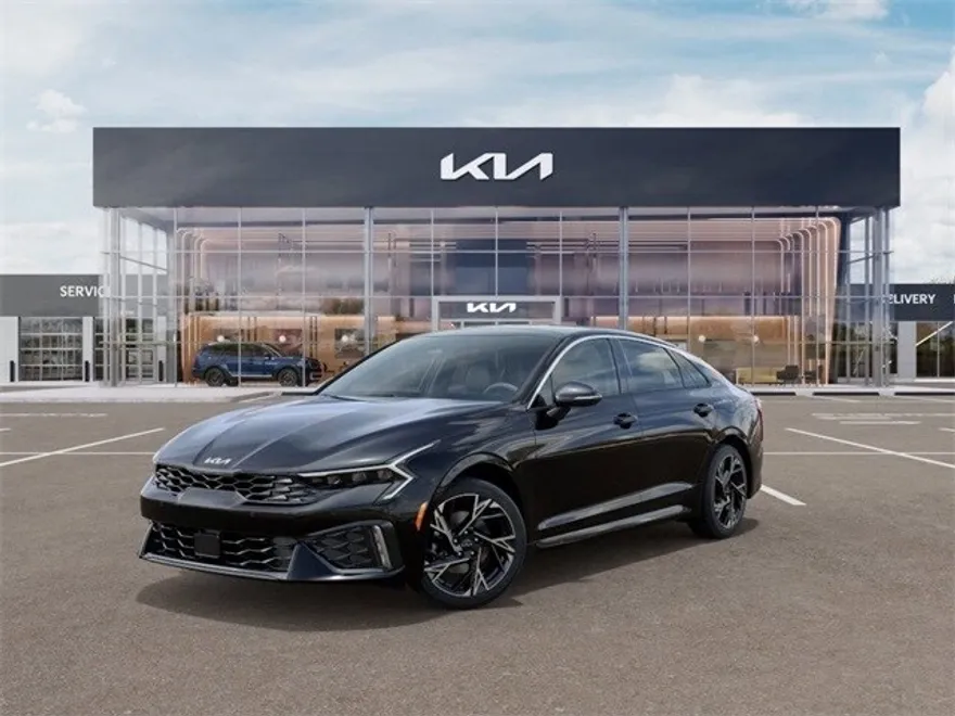 2025 Kia K5 GT-Line photo 1