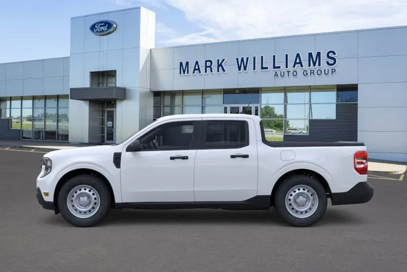 2025 Ford Maverick XL photo 1
