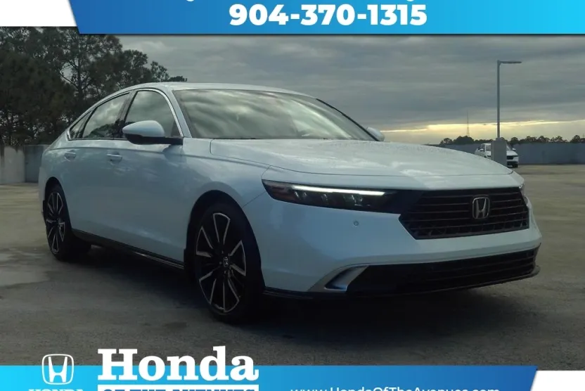2025 Honda Accord Hybrid Touring photo 1