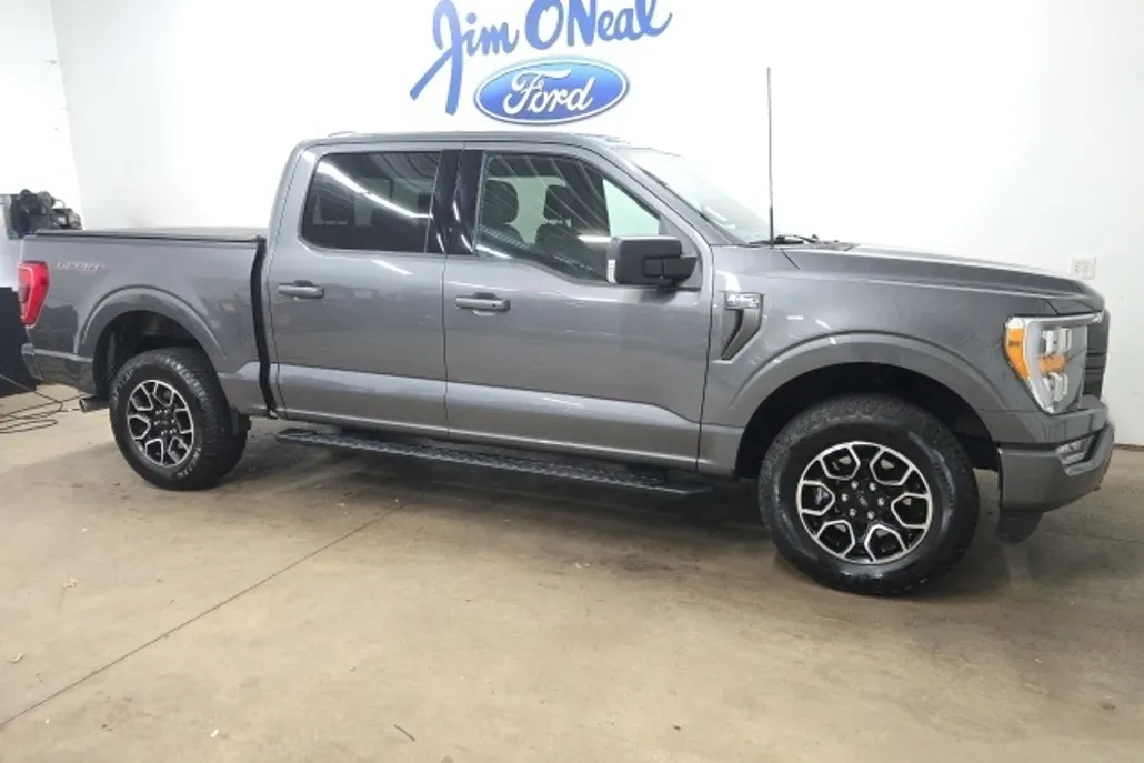 2022 Ford F-150 XLT photo 1