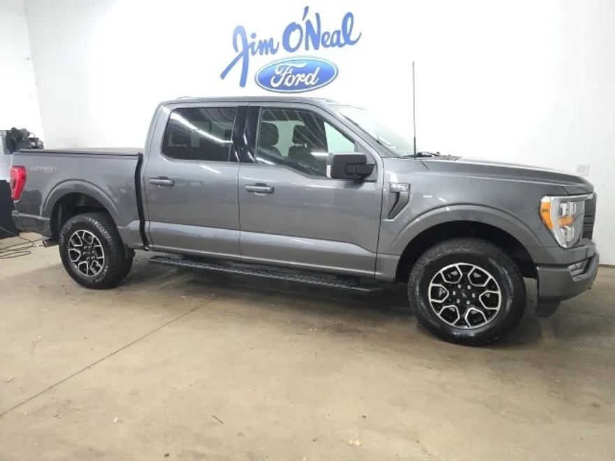 2022 Ford F-150 XLT photo 1