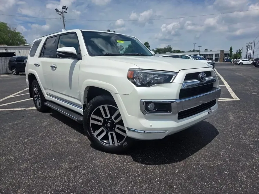 2018 Toyota 4Runner Limited photo 1