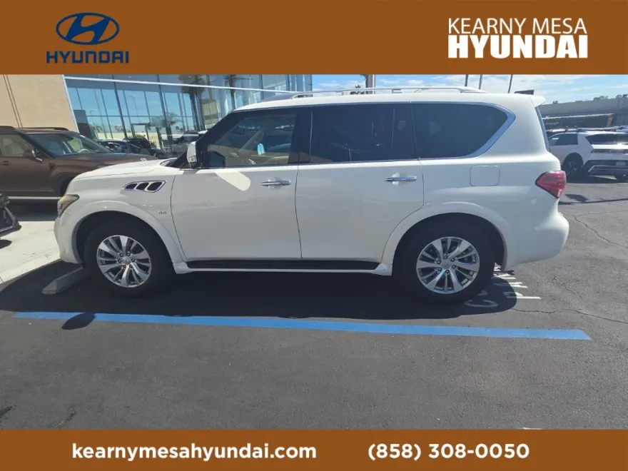 2017 Infiniti QX80 Base photo 1