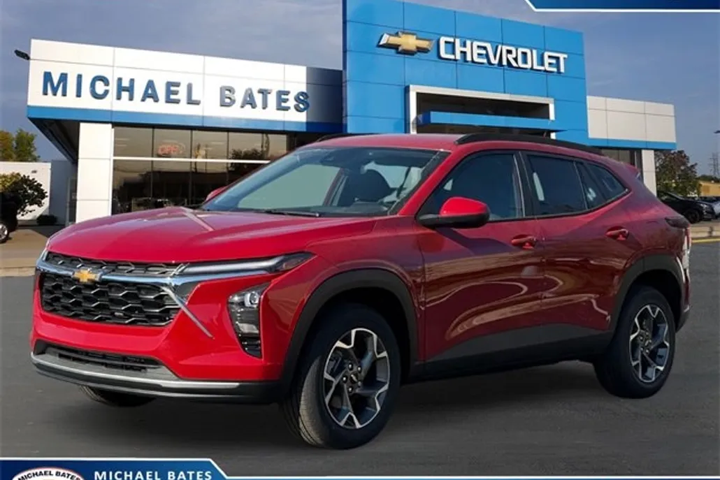 2026 Chevrolet Trax LT photo 1