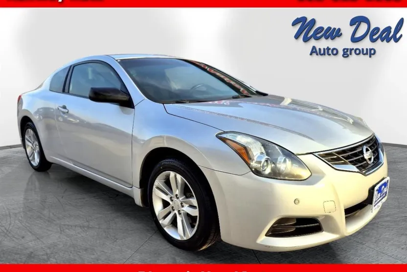 2013 Nissan Altima 2.5 S photo 1