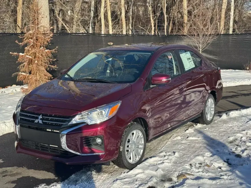 2024 Mitsubishi Mirage G4 SE photo 1