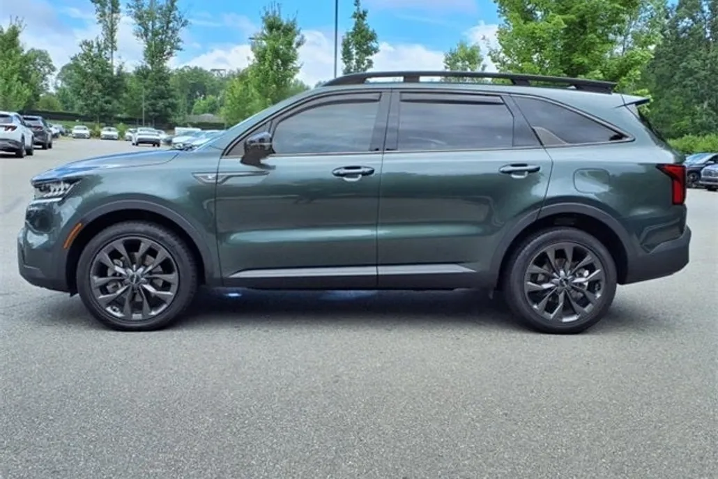 2022 Kia Sorento X-Line EX photo 1