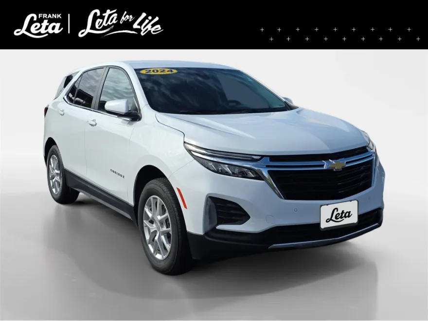 2024 Chevrolet Equinox LT photo 1