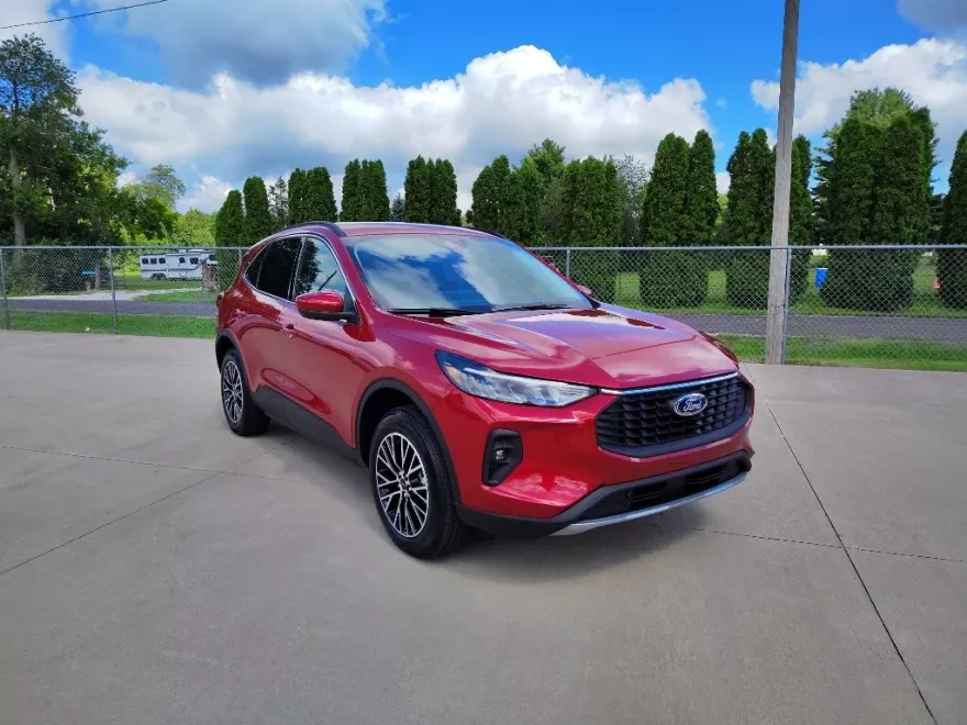 2025 Ford Escape Plug-In Hybrid photo 1