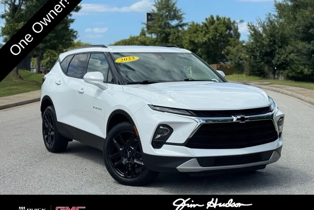 2023 Chevrolet Blazer 2LT photo 1
