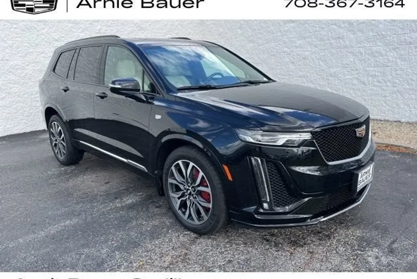 2023 Cadillac XT6 Sport photo 1