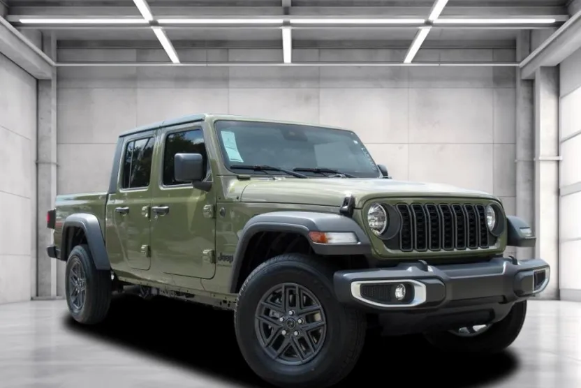 2025 Jeep Gladiator Sport S photo 1