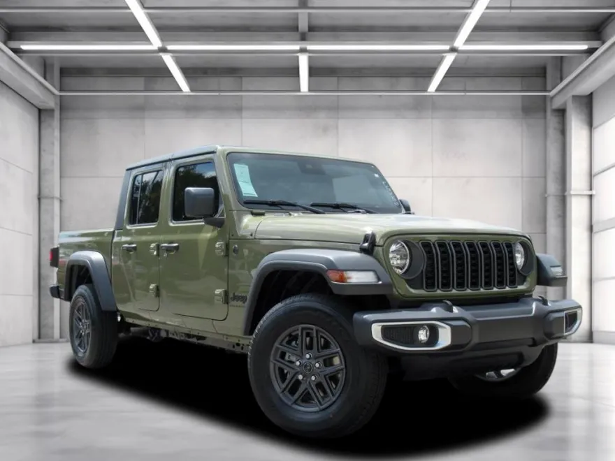 2025 Jeep Gladiator Sport S photo 1