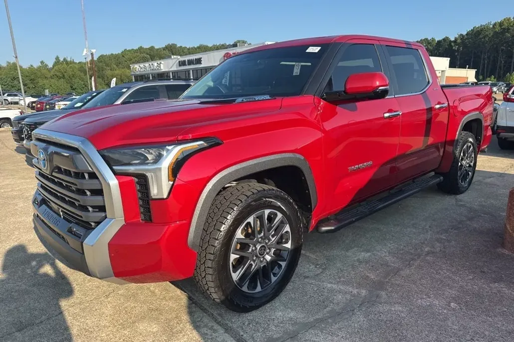 2024 Toyota Tundra Limited photo 1