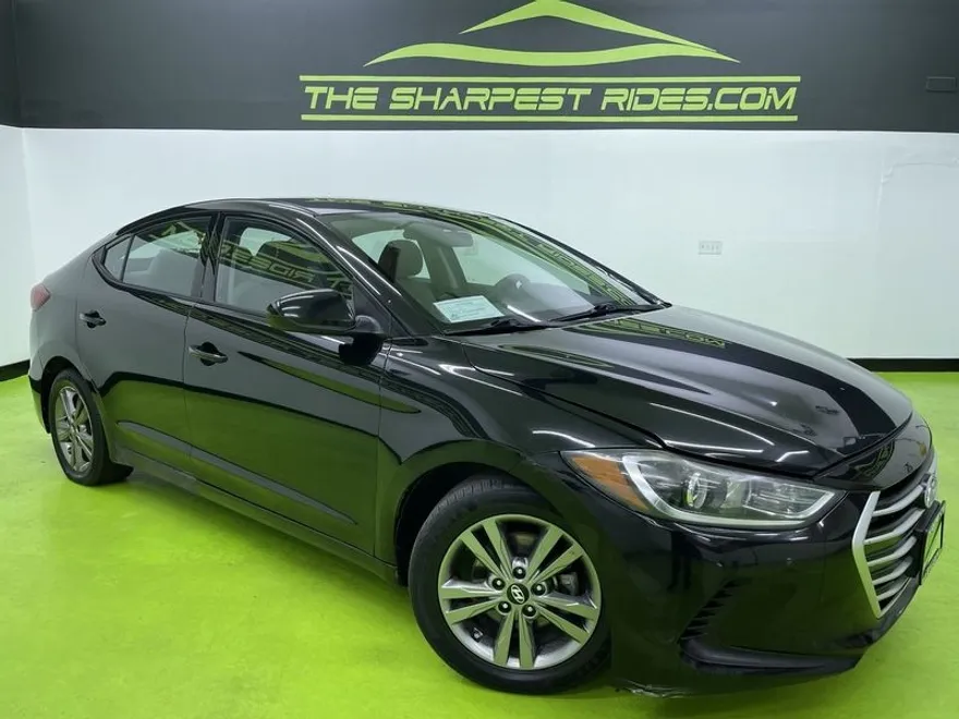 2018 Hyundai Elantra SEL photo 1