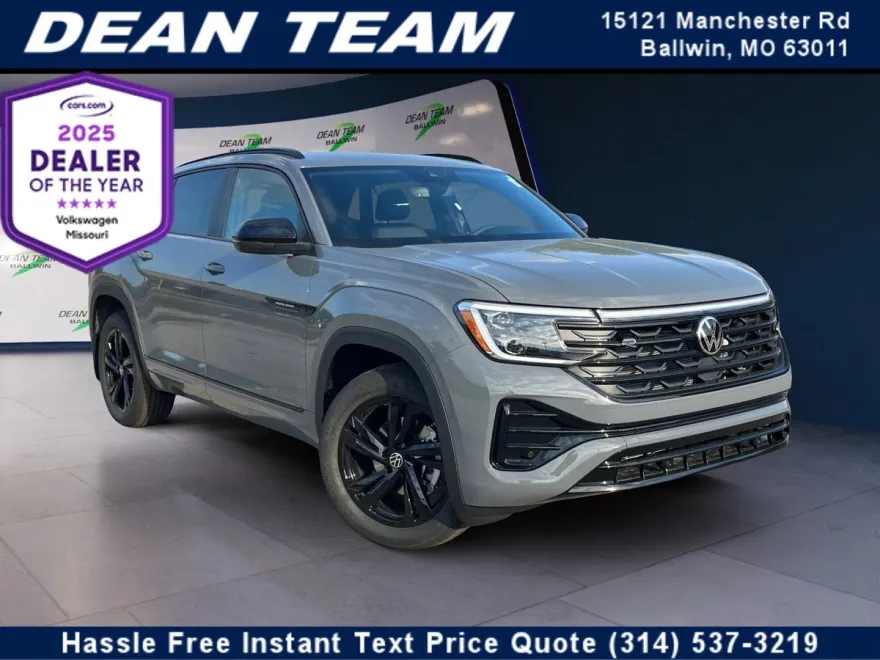 2026 Volkswagen Atlas Cross Sport SEL R-Line photo 1