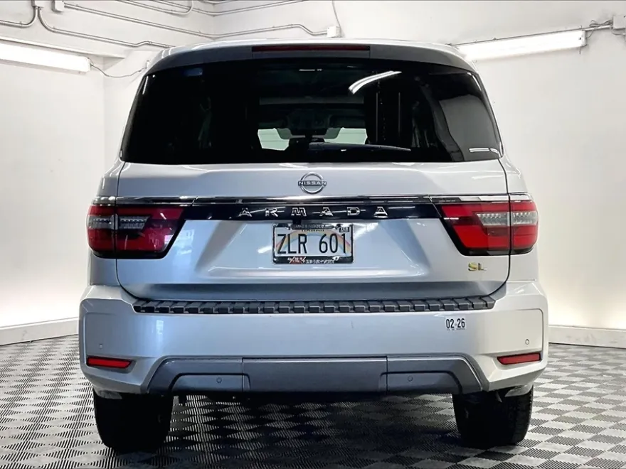 2023 Nissan Armada SL photo 1