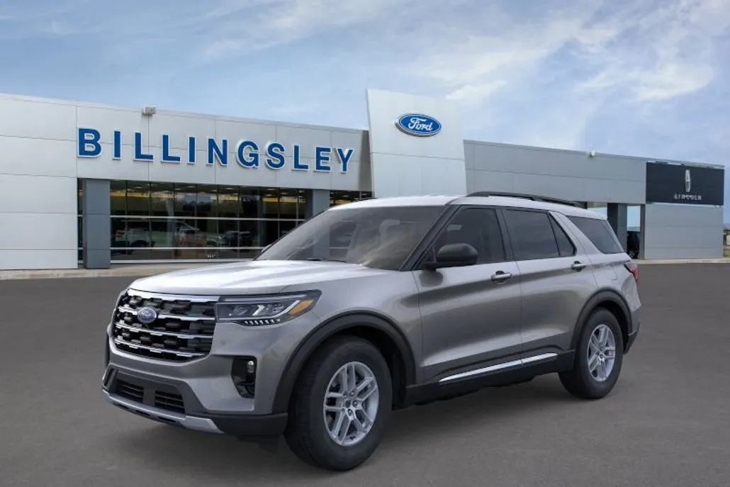 2025 Ford Explorer photo 1