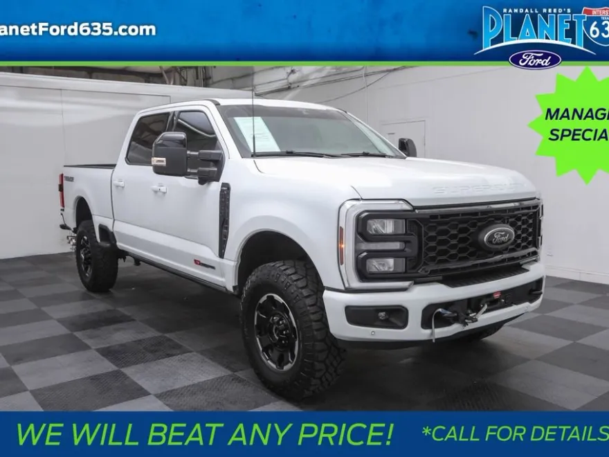 2025 Ford F-250 Lariat photo 1