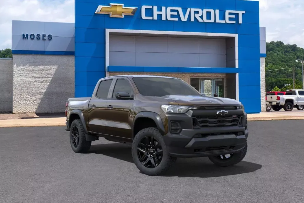 2025 Chevrolet Colorado Trail Boss photo 1