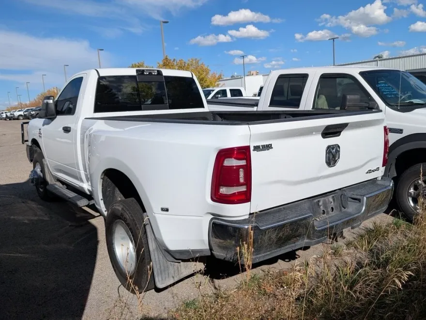 2024 Ram 3500 Tradesman photo 1
