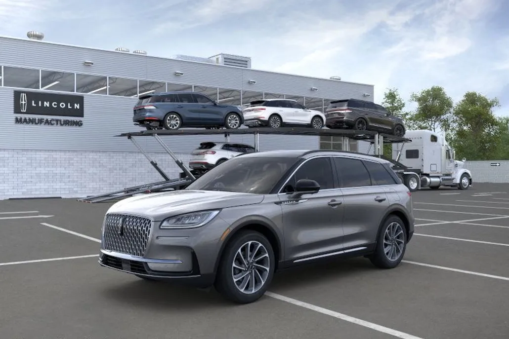 2025 Lincoln Corsair Premiere photo 1