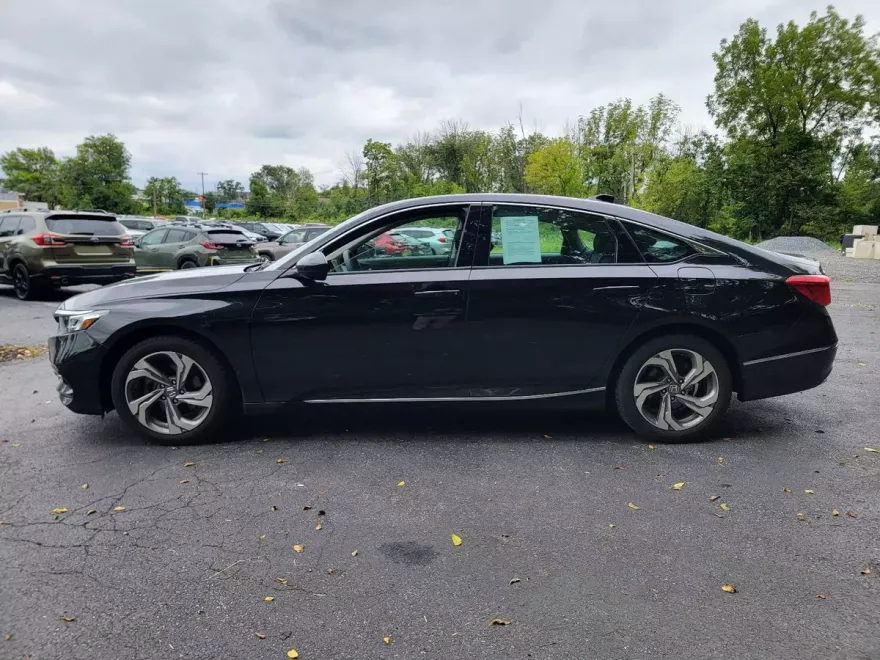 2019 Honda Accord EX 1.5T photo 1