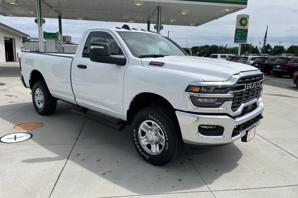 2026 Ram 2500 Tradesman photo 1