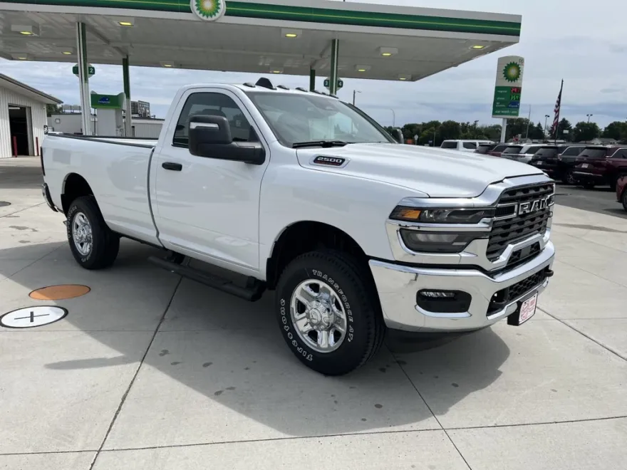 2026 Ram 2500 Tradesman photo 1