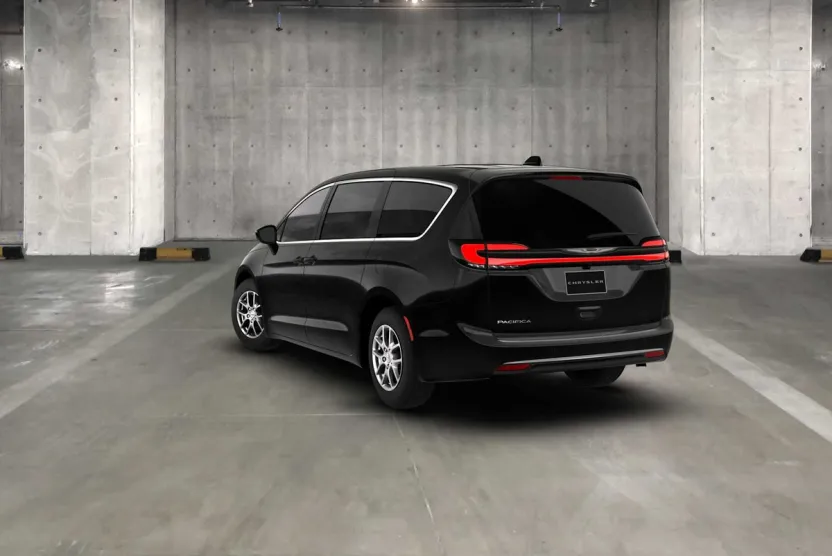 2026 Chrysler Pacifica photo 1