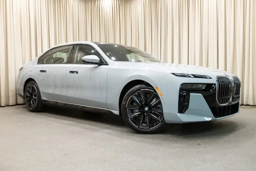 2025 Bmw 760i 760i xDrive photo 1