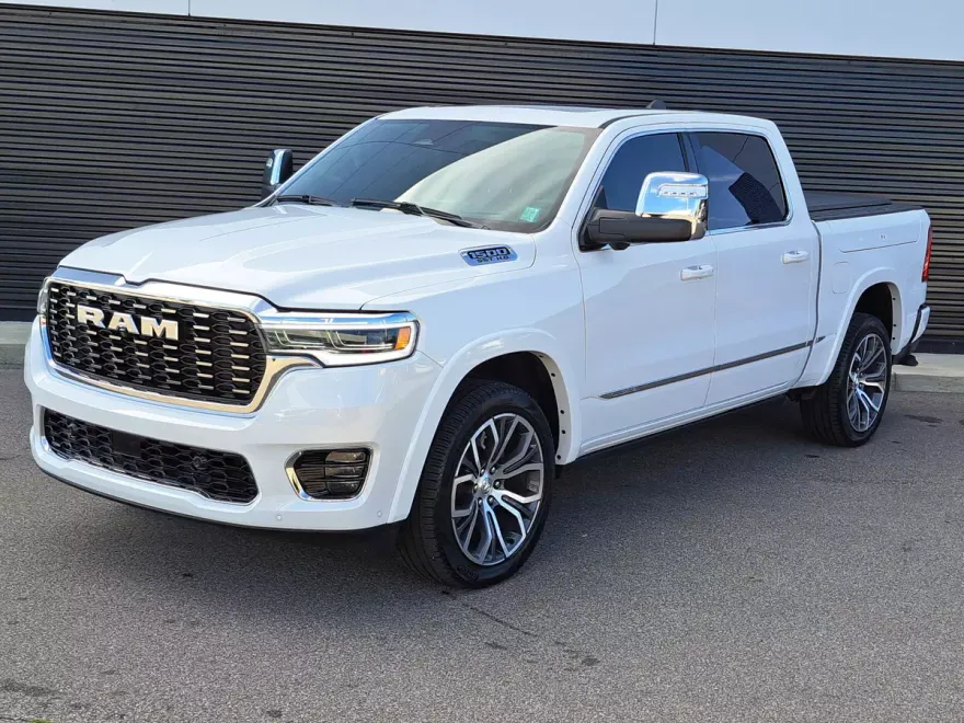 2025 Ram 1500 photo 1
