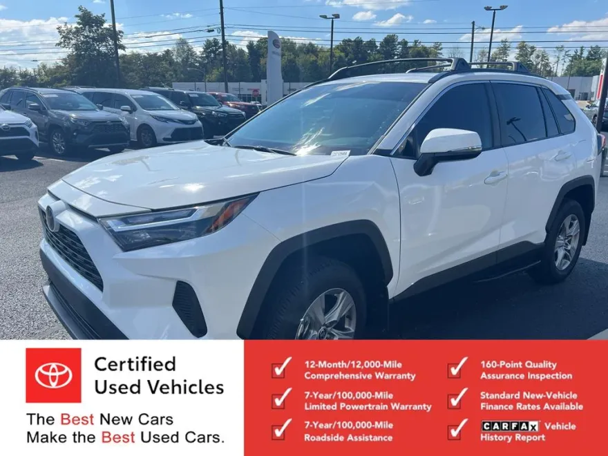 2025 Toyota RAV4 XLE photo 1