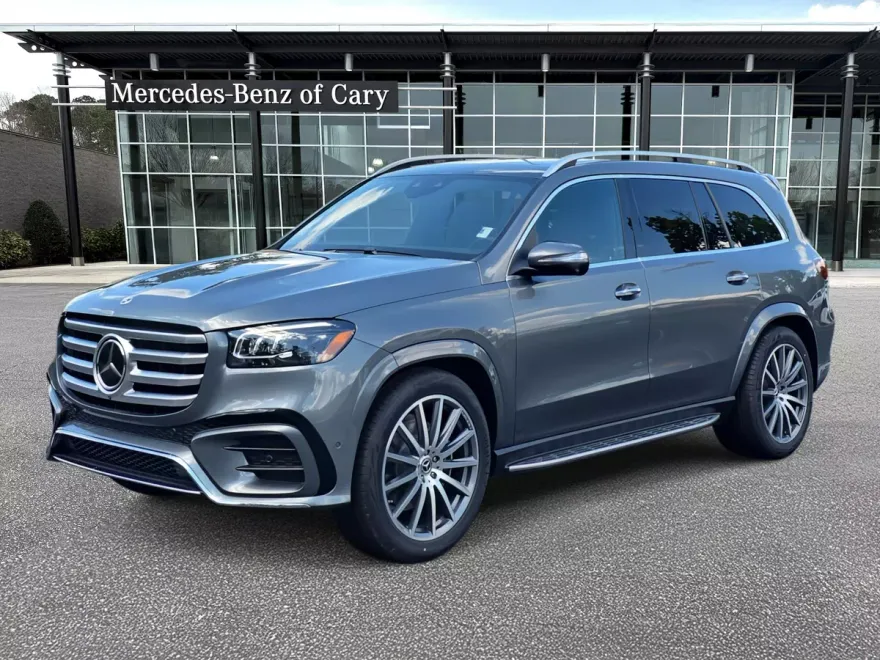 2026 Mercedes Benz GLS 450 4MATIC photo 1