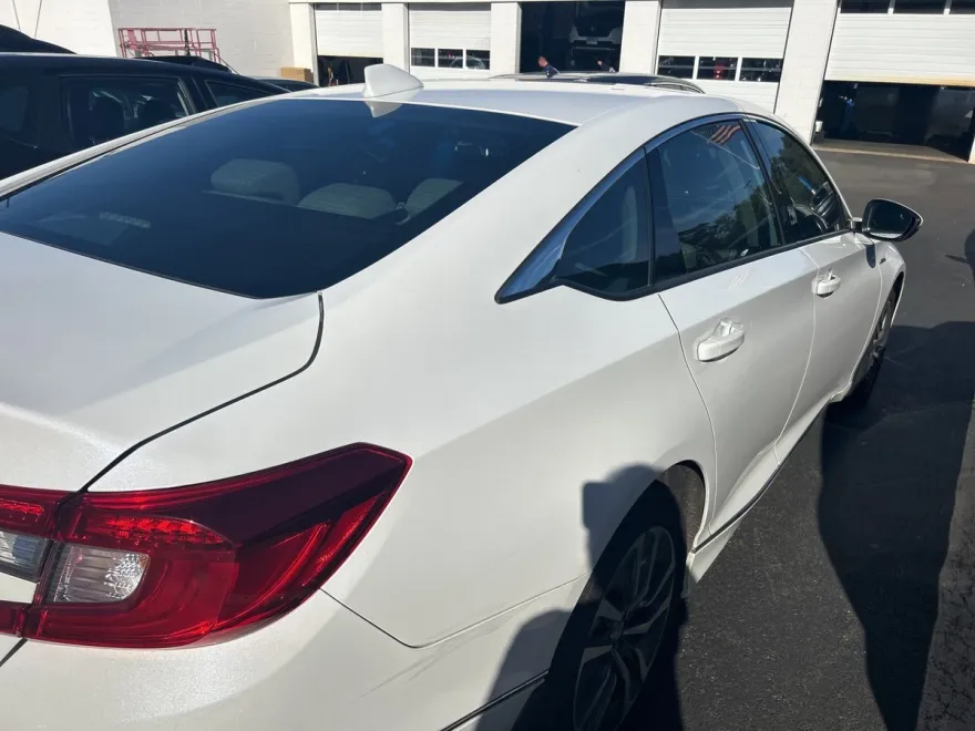 2022 Honda Accord EX-L photo 1