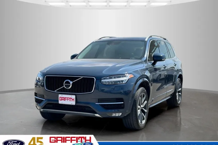 2019 Volvo XC90 T5 Momentum photo 1