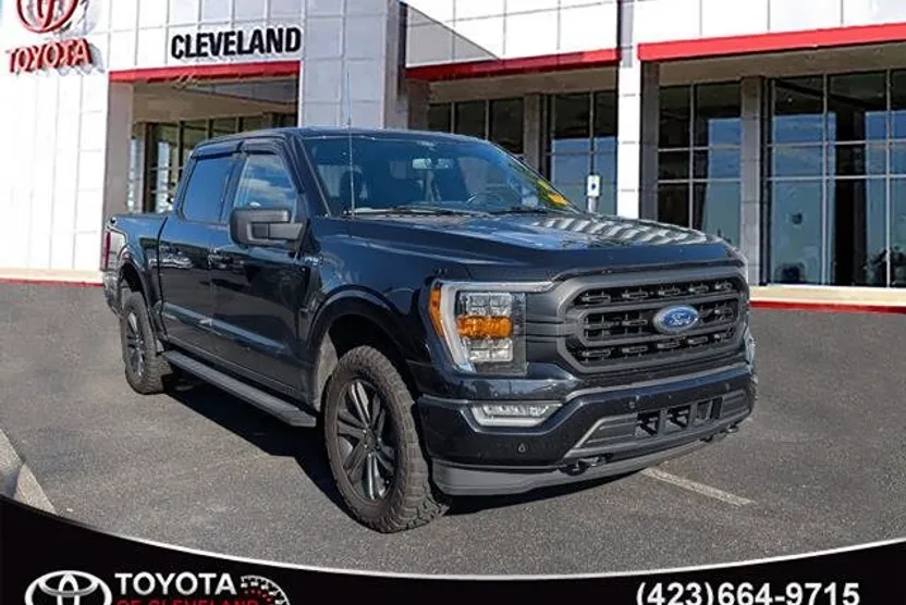 2021 Ford F-150 XLT photo 1