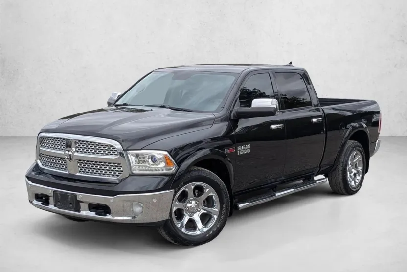 2015 Ram 1500 Laramie photo 1