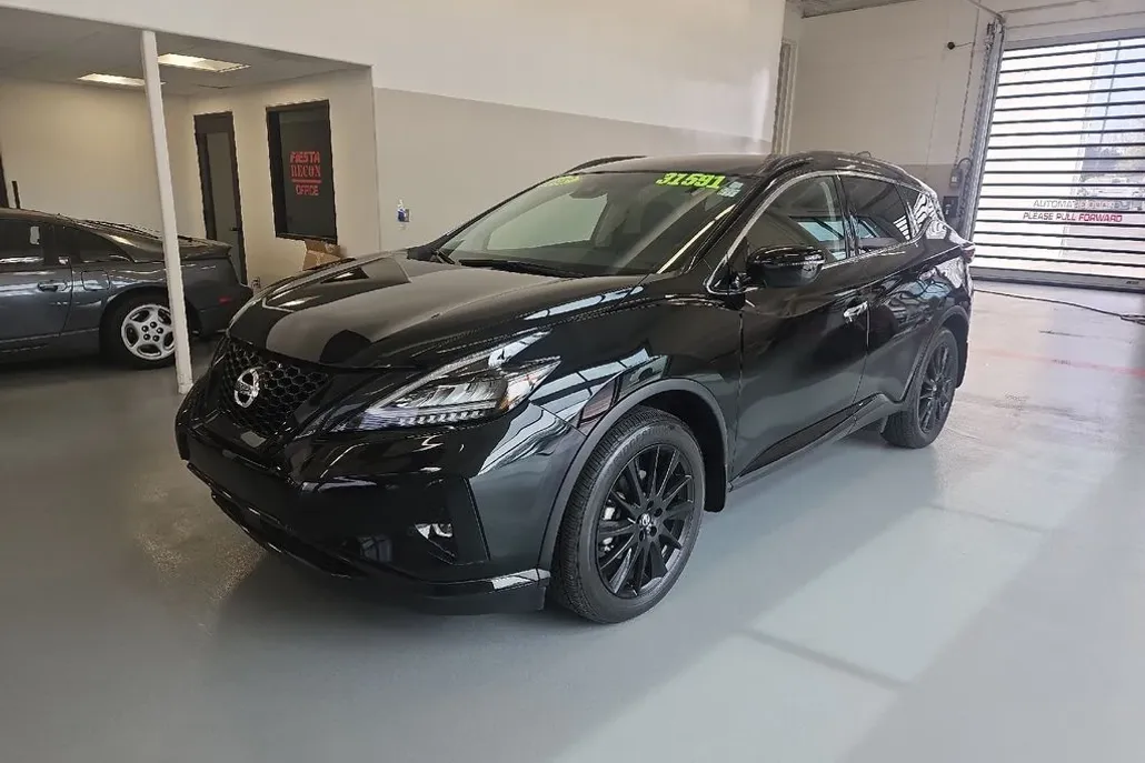 2022 Nissan Murano SV photo 1