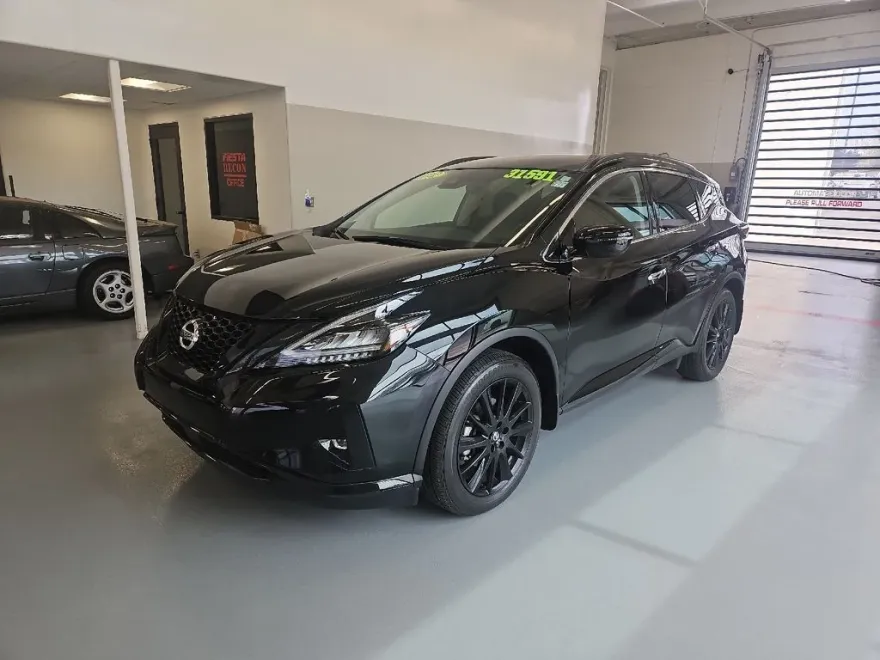 2022 Nissan Murano SV photo 1
