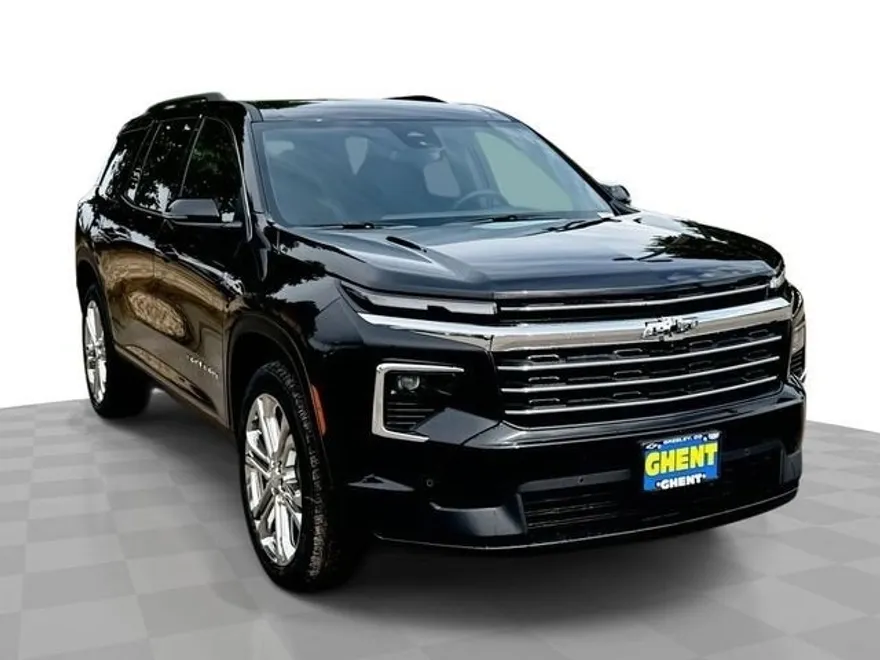 2025 Chevrolet Traverse photo 1