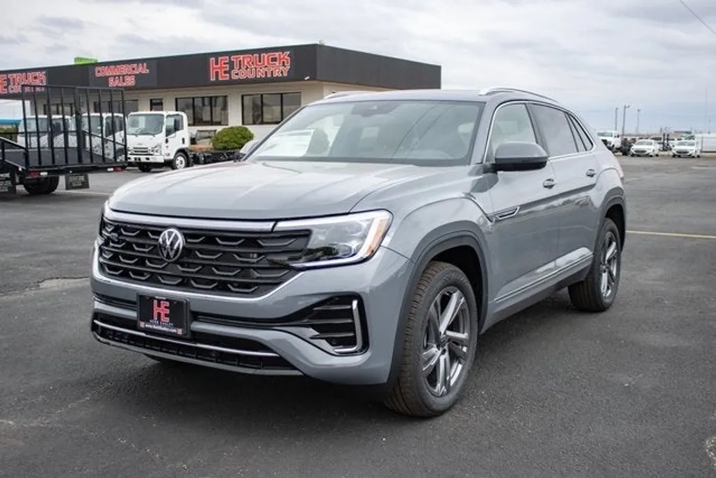 2024 Volkswagen Atlas Cross Sport SEL R-Line photo 1