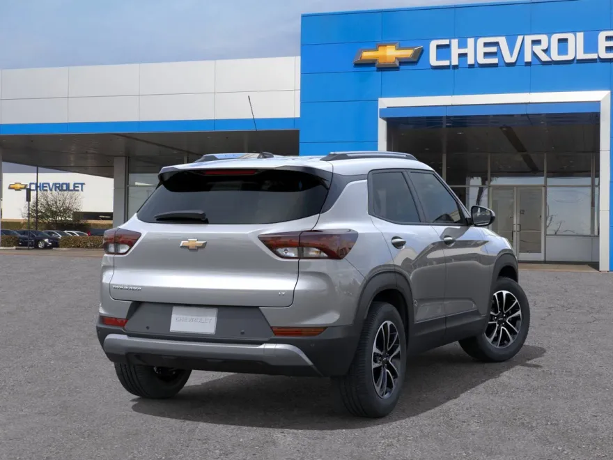 2026 Chevrolet Trailblazer LT photo 1