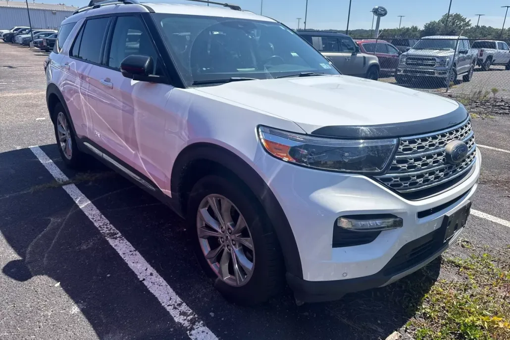 2021 Ford Explorer Limited photo 1