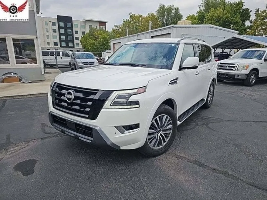 2022 Nissan Armada SV photo 1