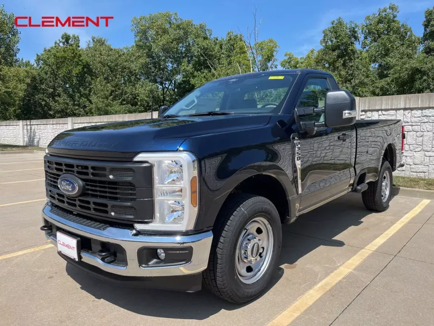 2024 Ford F-350 XL photo 1