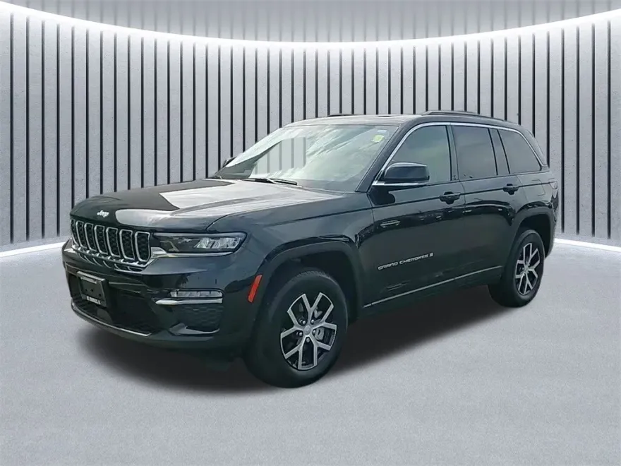 2025 Jeep Grand Cherokee Limited photo 1