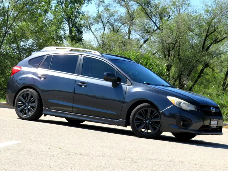 2013 Subaru Impreza 2.0i Sport Premium photo 1