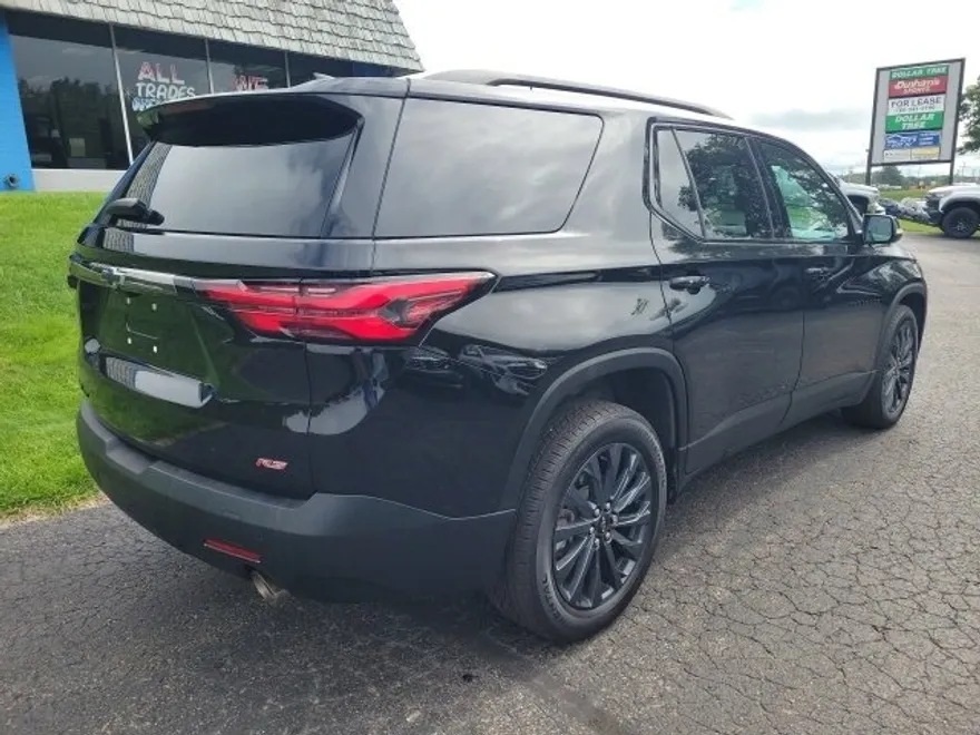 2022 Chevrolet Traverse RS photo 1